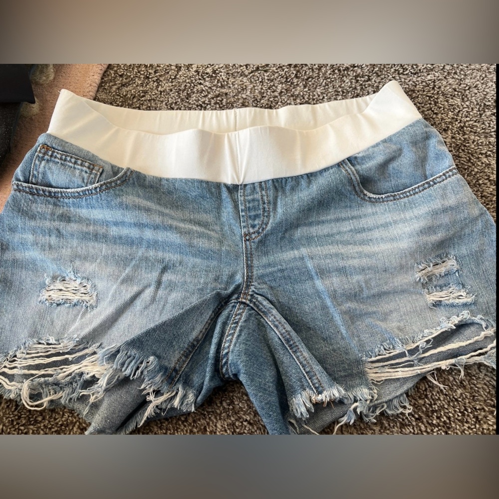 Ripe Maternity denim shorts sz L